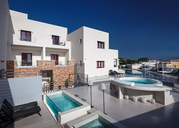 Mar N Mar Crown Hotel-Suites