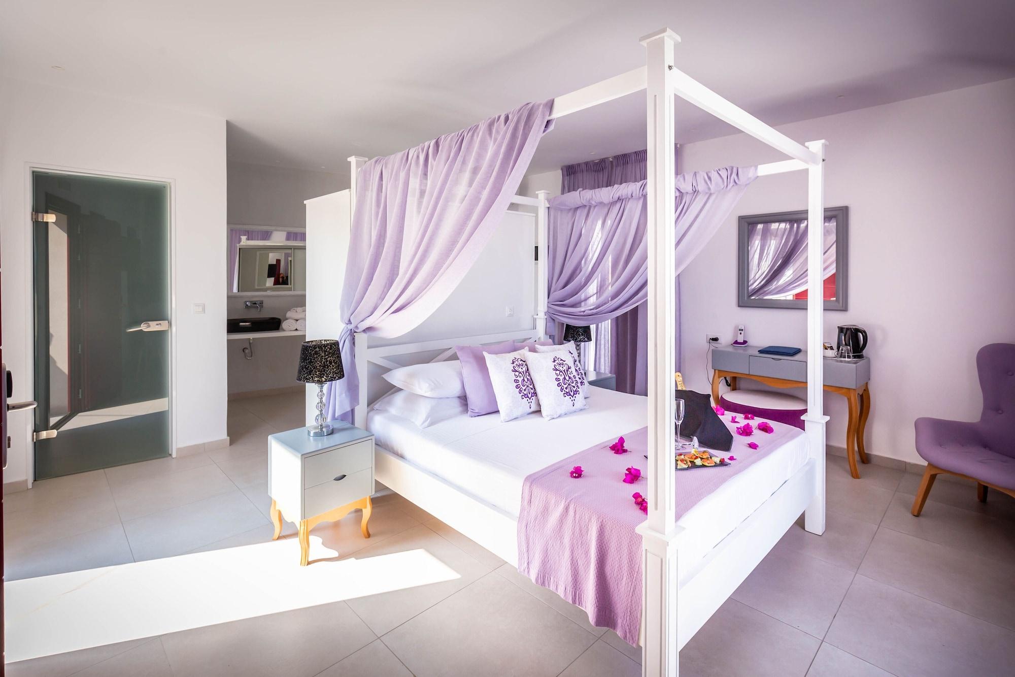 Mar N Mar Crown Hotel-suites Otel
