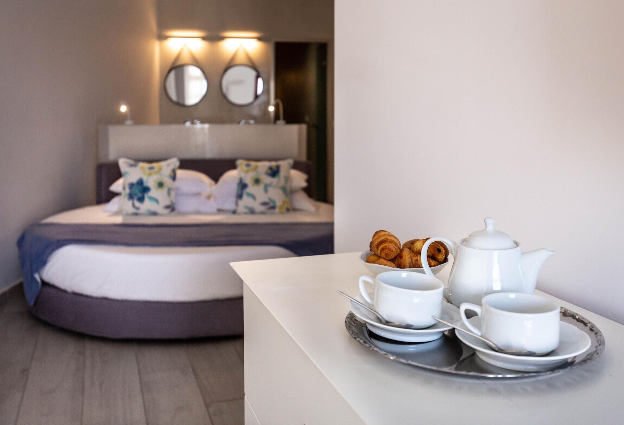 Mar N Mar Crown Hotel-suites
