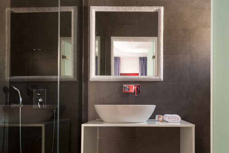 Otel Mar N Mar Crown Hotel-suites Kamári