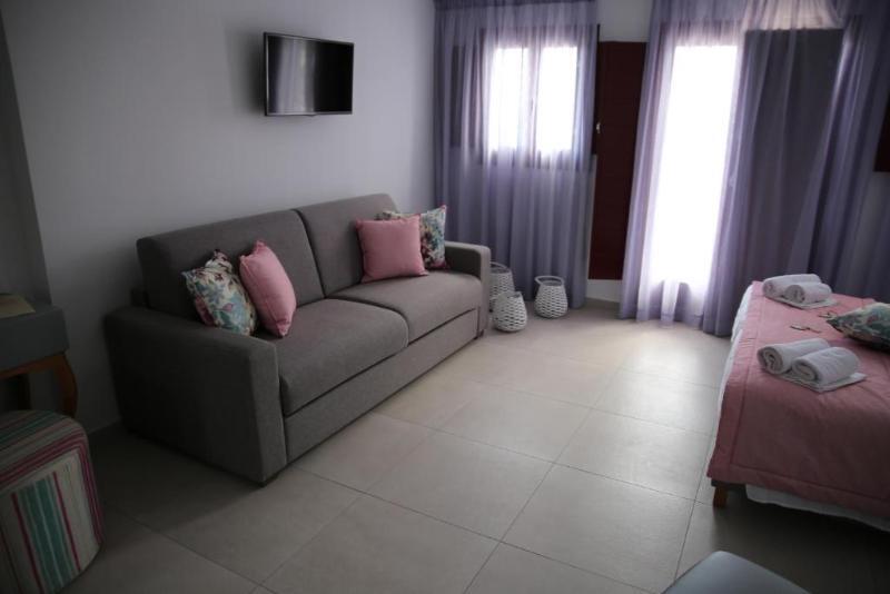 Mar N Mar Crown Hotel-suites 4*